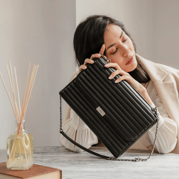 Anscel- Achieve your OOTD with Korean handbags designs